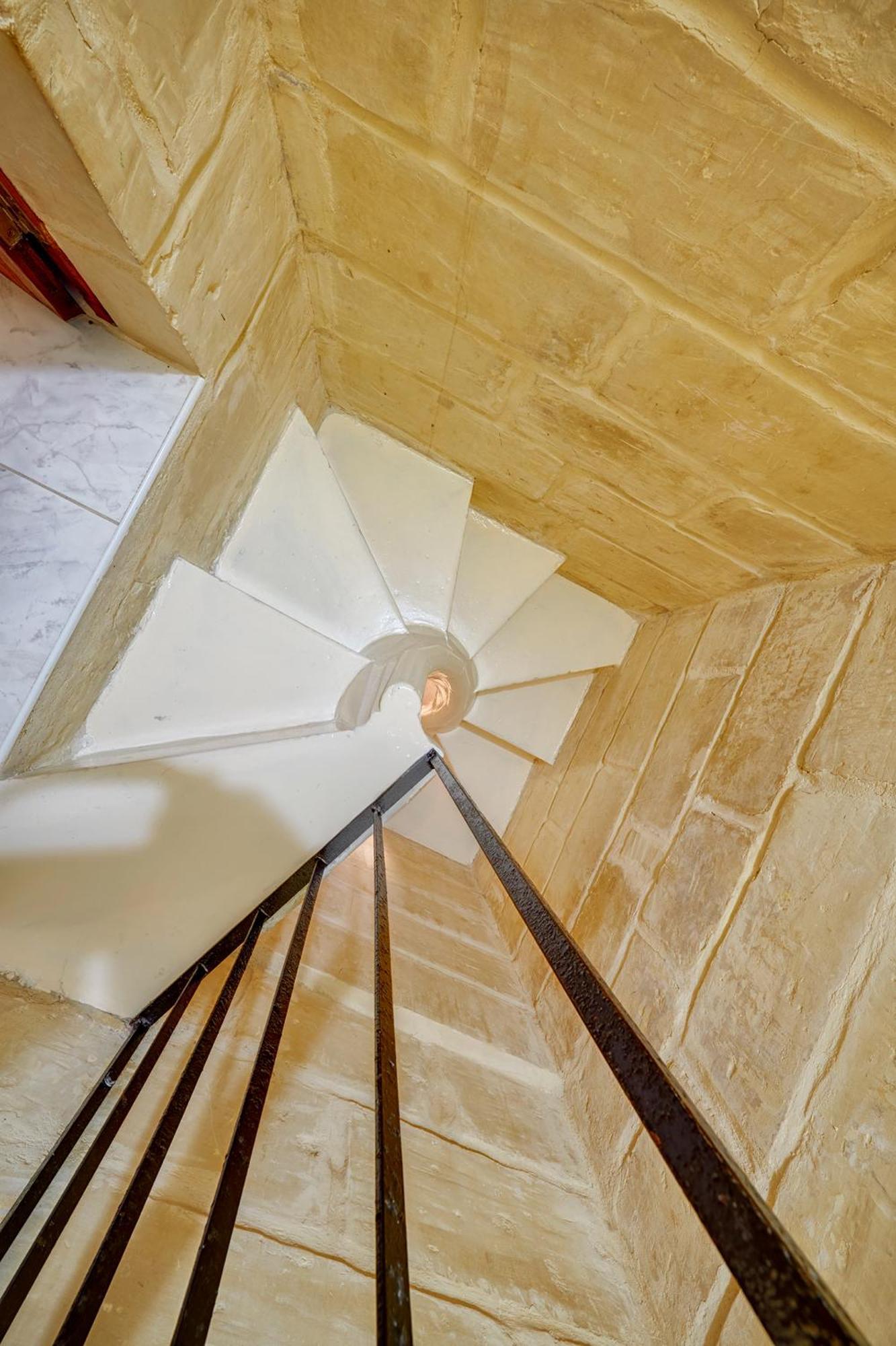 Traditional Maltese Townhouse, Roof Terrace And Views 森格莱阿 外观 照片
