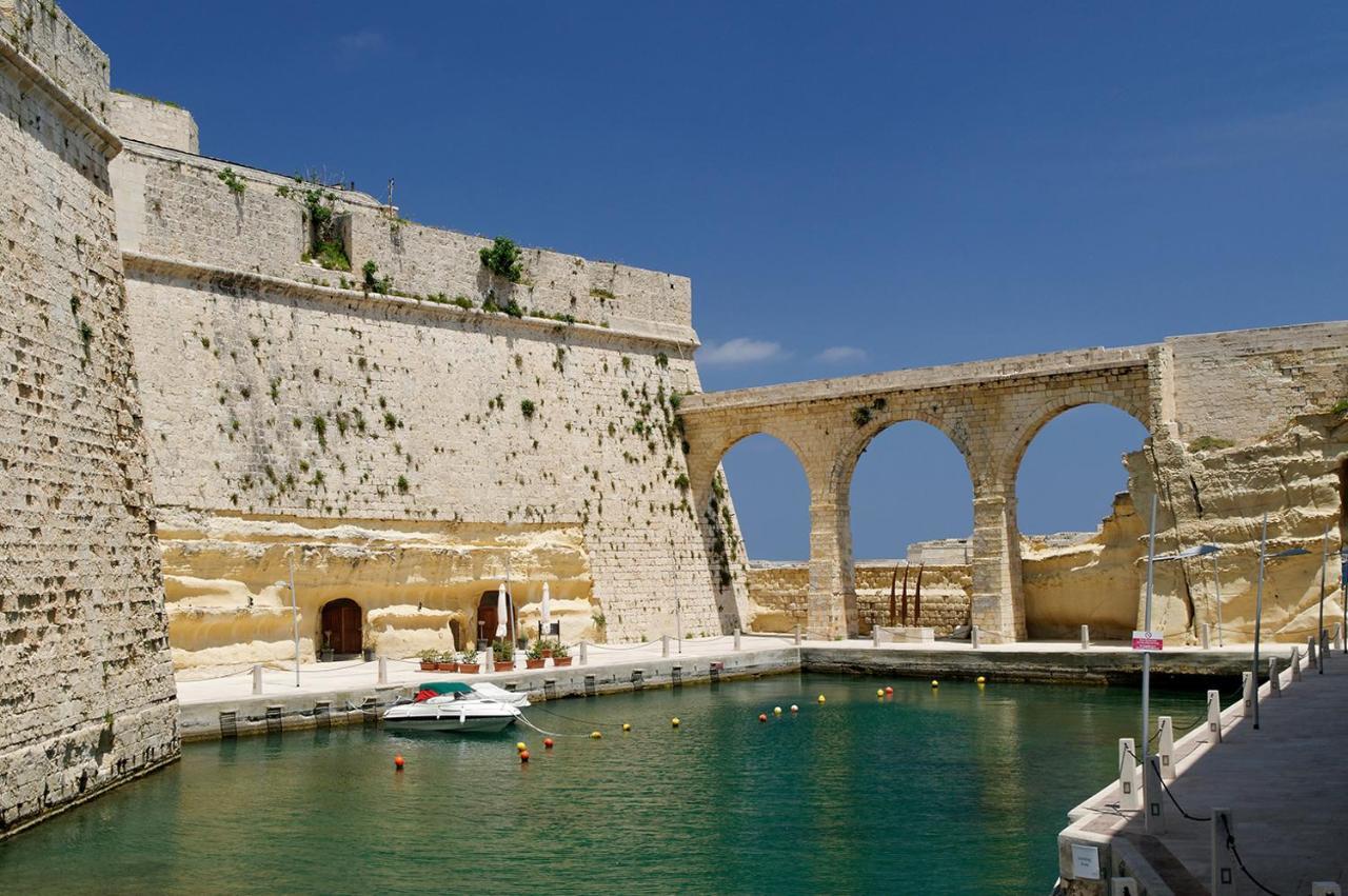 Traditional Maltese Townhouse, Roof Terrace And Views 森格莱阿 外观 照片